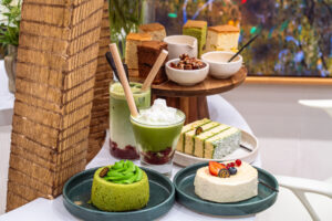 Die Fete des Positiven Lebens mit einer neuen Sammlung in Hauptstadt